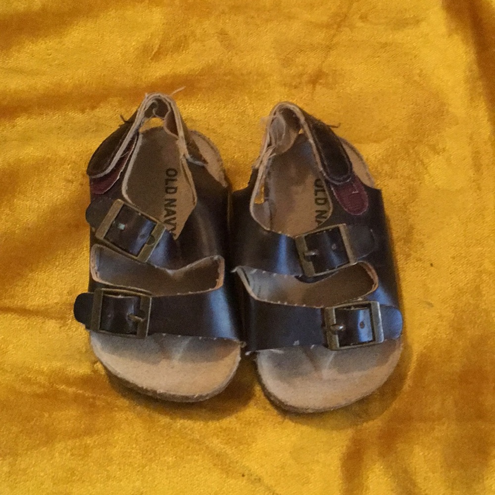 Old navy “Birkenstock” inspired infant sandals